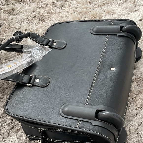 Black Rolling Laptop Bag - Picture 10 of 11